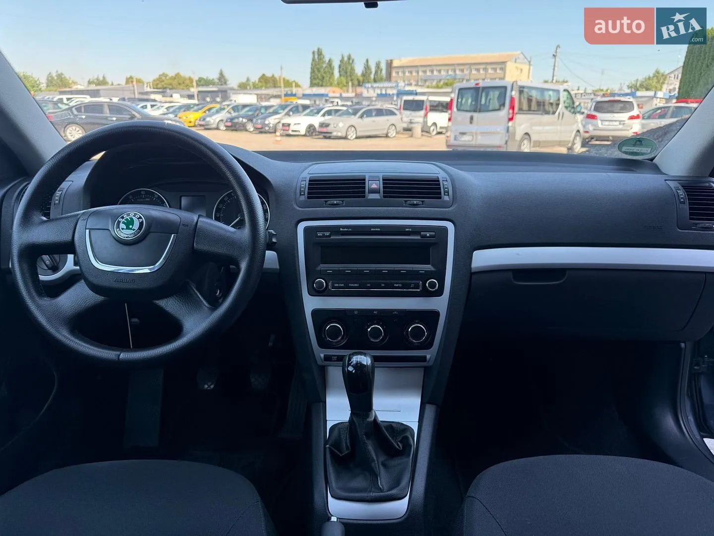 2010 Skoda Octavia - мініатюра 20