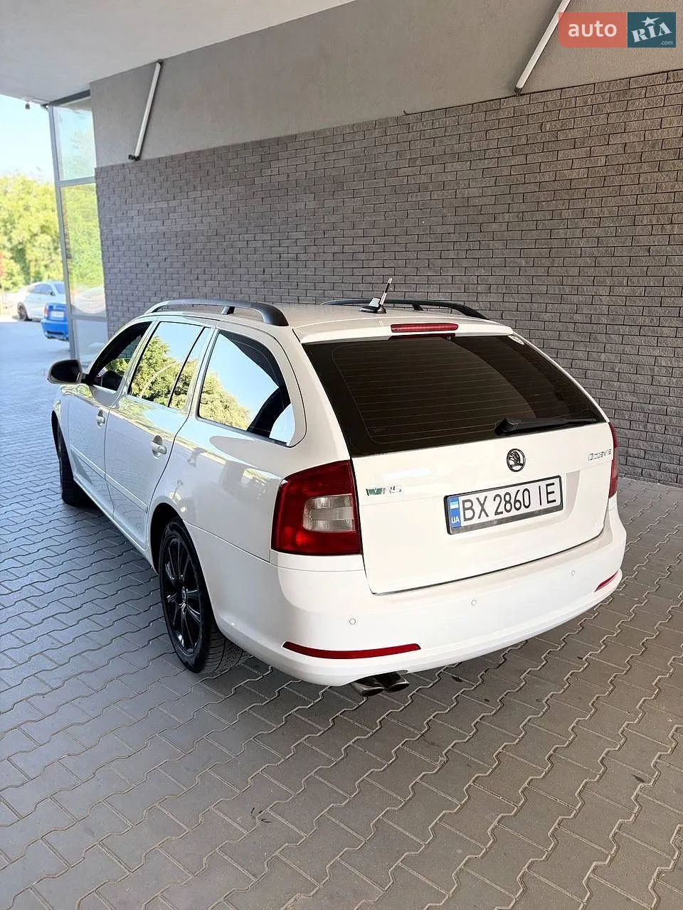 2010 Skoda Octavia - мініатюра 10