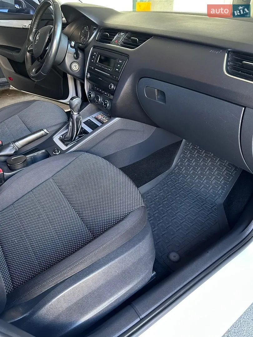 2013 Skoda Octavia - мініатюра 16
