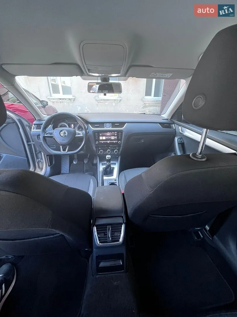2018 Skoda Octavia - мініатюра 13