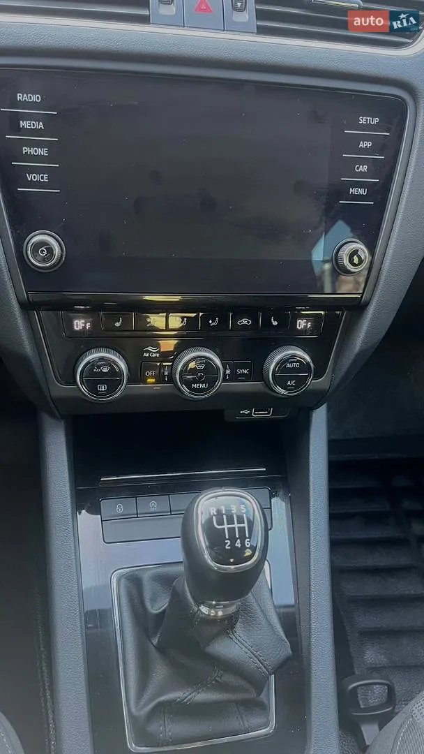2019 Skoda Octavia - мініатюра 12