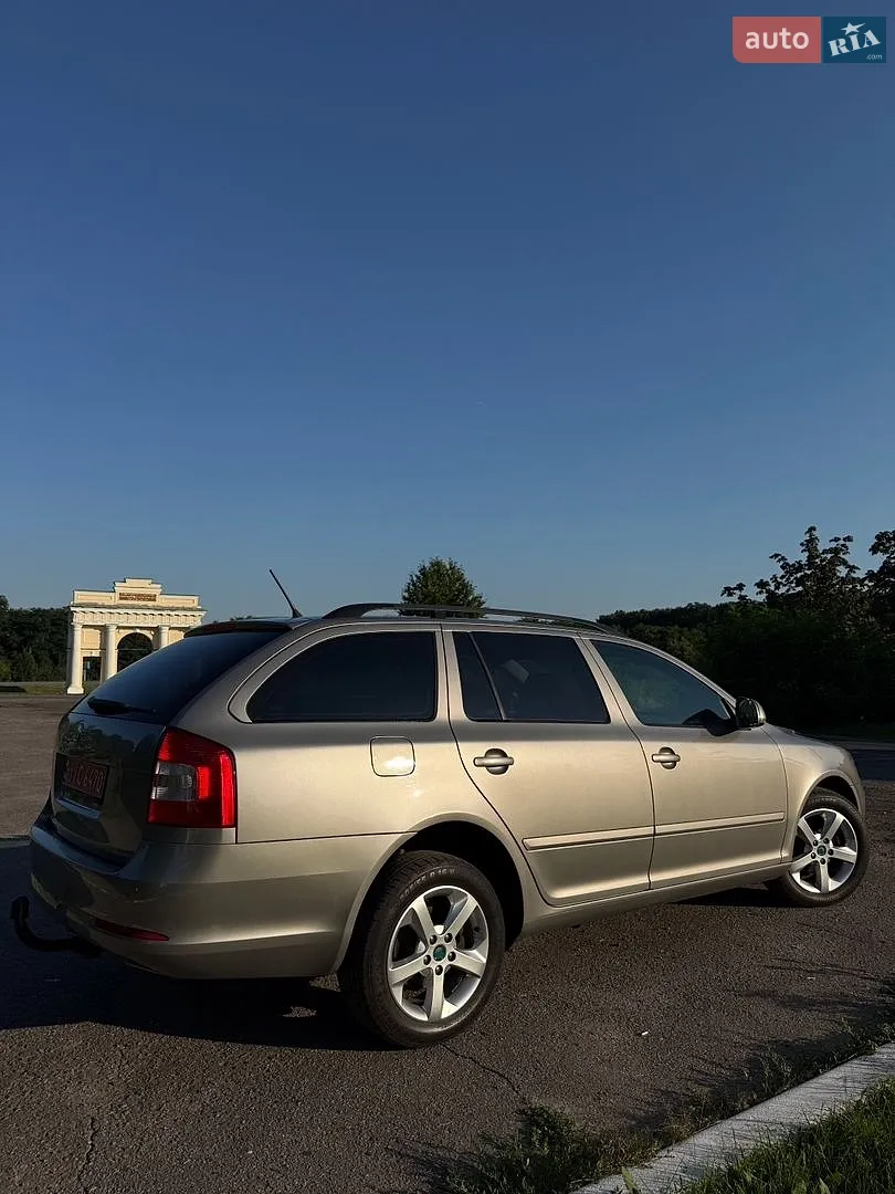 2011 Skoda Octavia - мініатюра 6