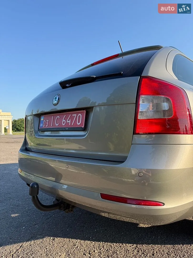 2011 Skoda Octavia - мініатюра 10