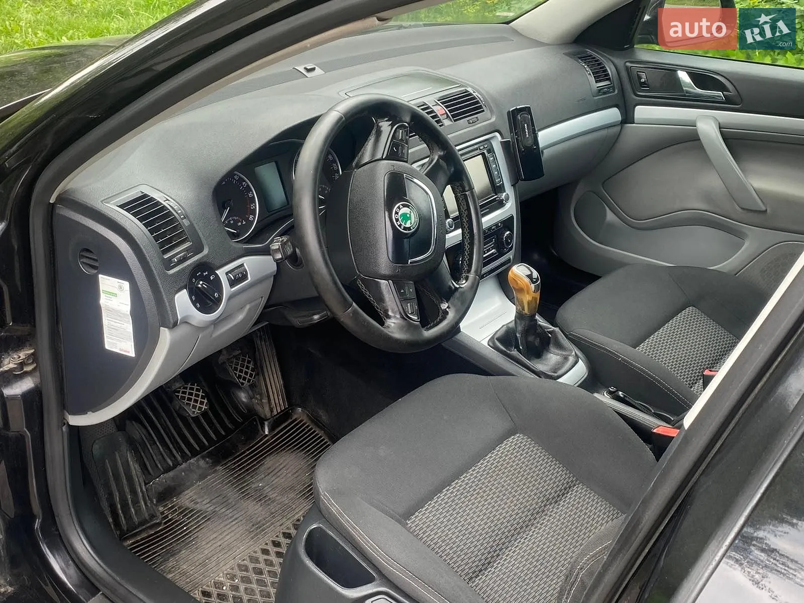 2011 Skoda Octavia - мініатюра 13
