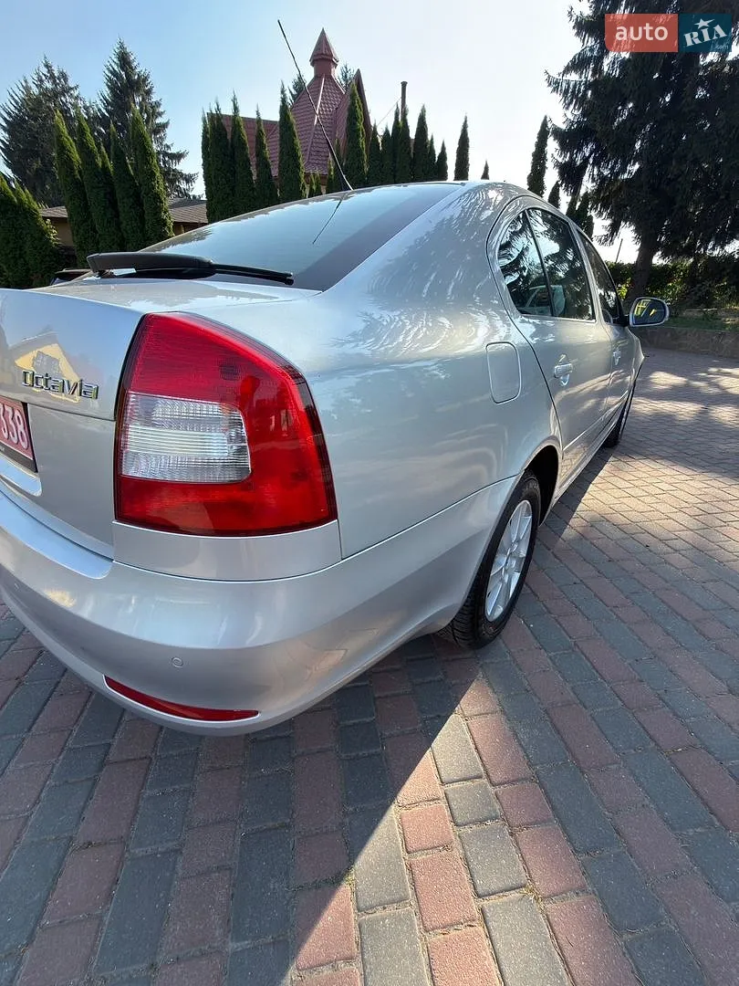 2010 Skoda Octavia - мініатюра 19
