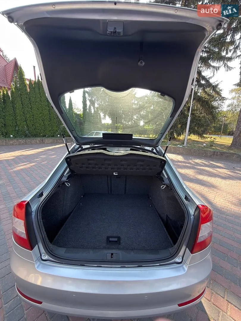2010 Skoda Octavia - мініатюра 28