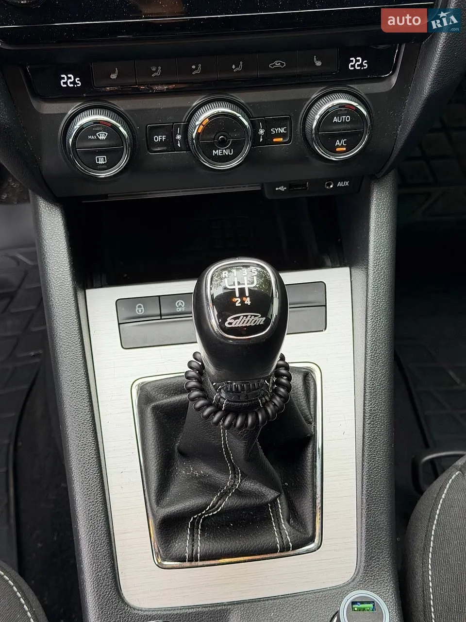 2015 Skoda Octavia - мініатюра 12