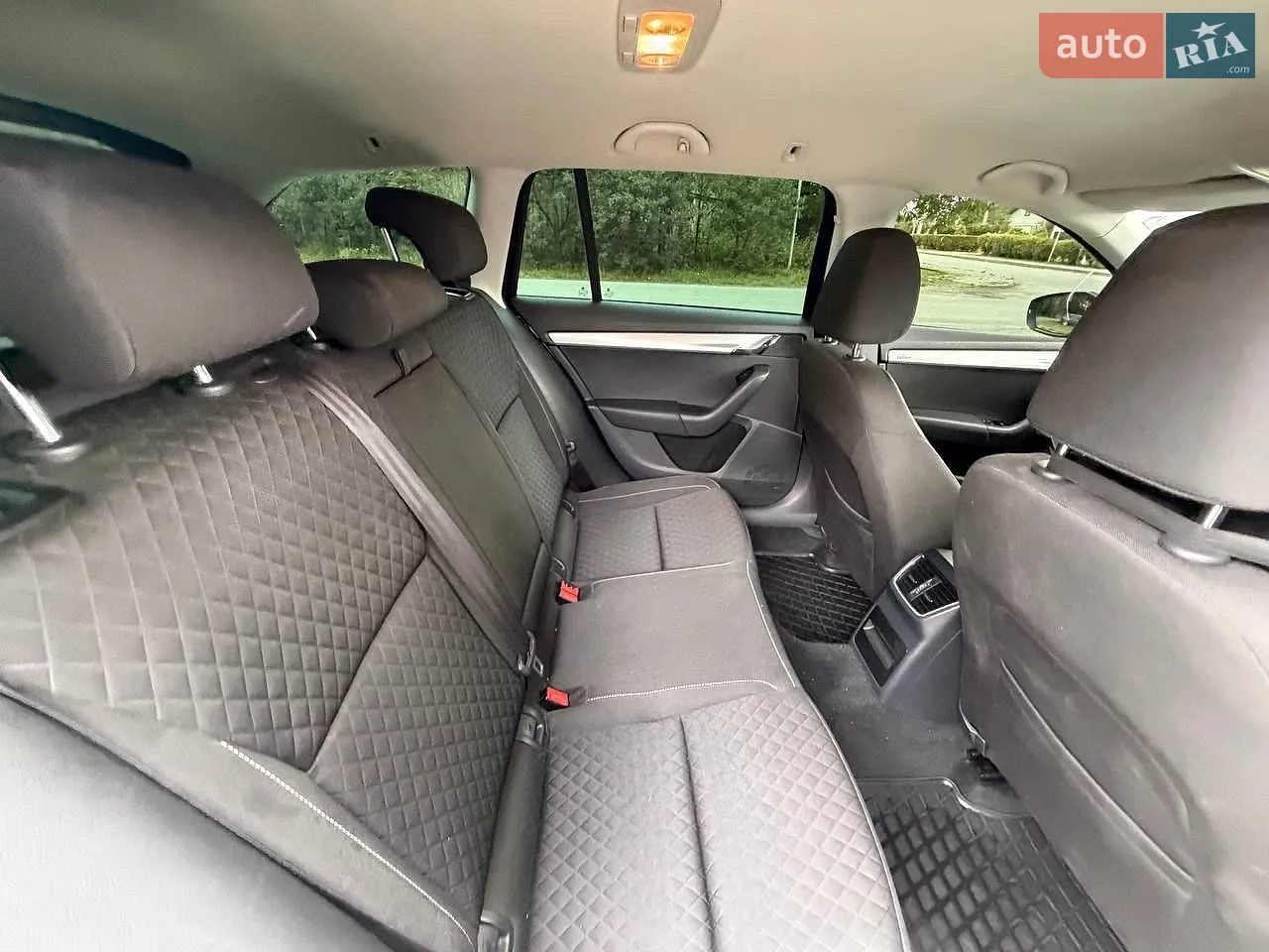 2015 Skoda Octavia - мініатюра 28