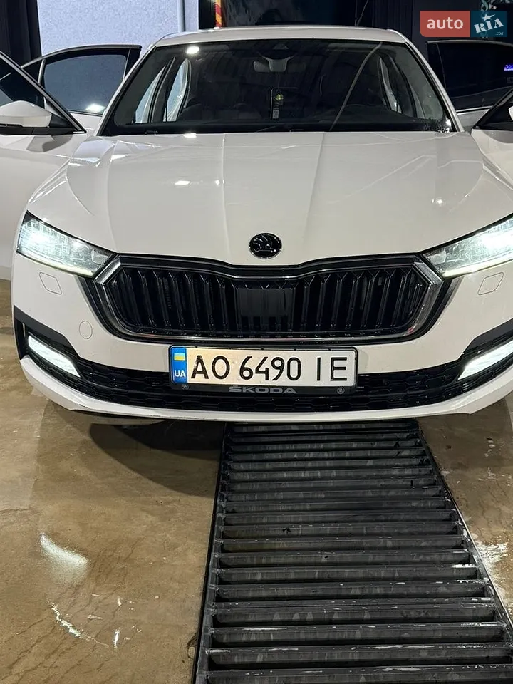 2021 Skoda Octavia - мініатюра 8