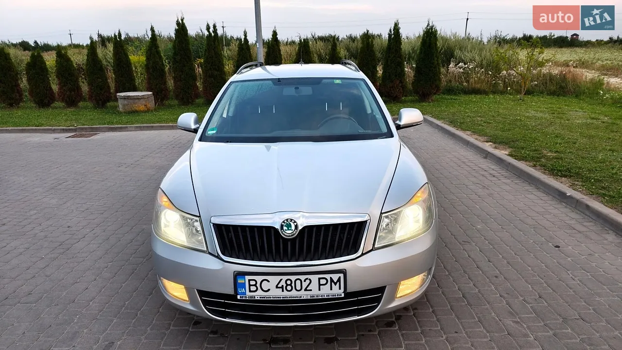 2010 Skoda Octavia - мініатюра 27