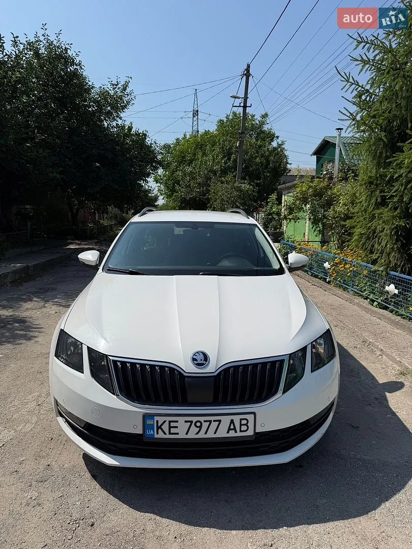 2018 Skoda Octavia - фото 1