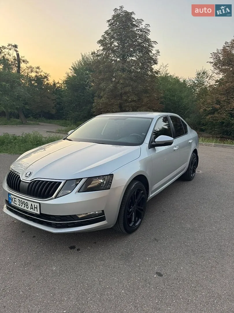 2017 Skoda Octavia - мініатюра 2