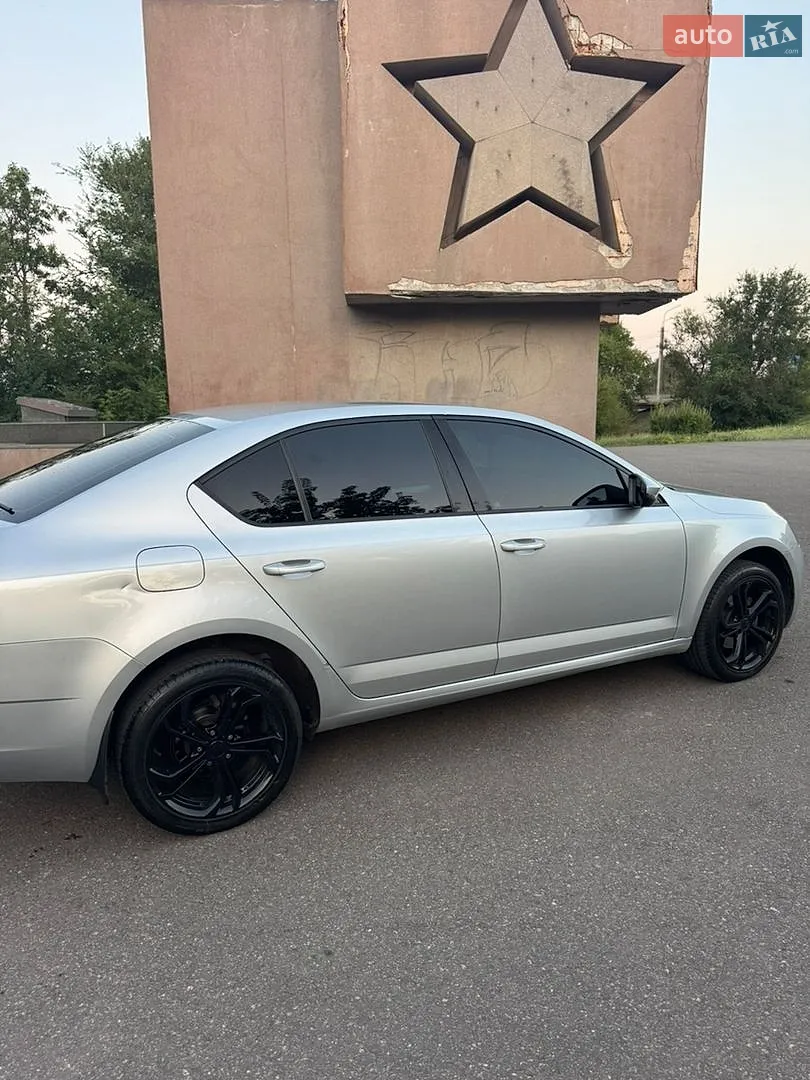2017 Skoda Octavia - мініатюра 5