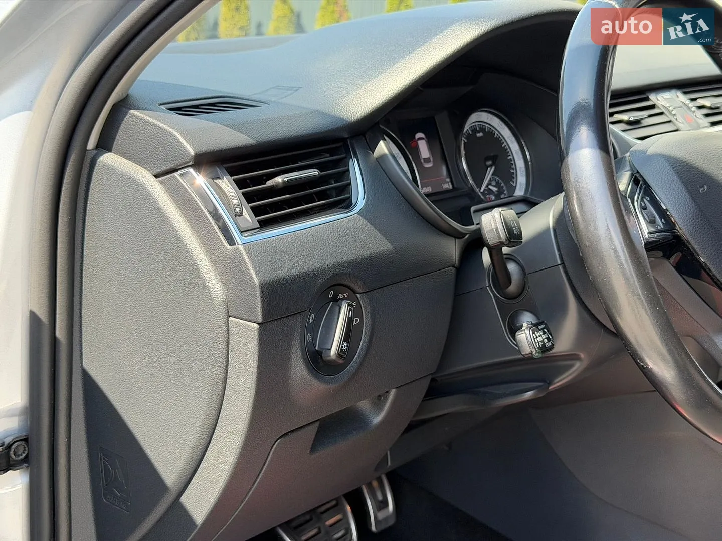 2017 Skoda Octavia - мініатюра 24