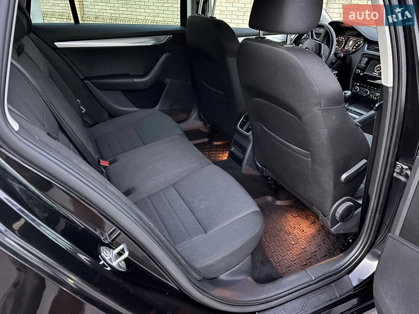 2015 Skoda Octavia - мініатюра 26