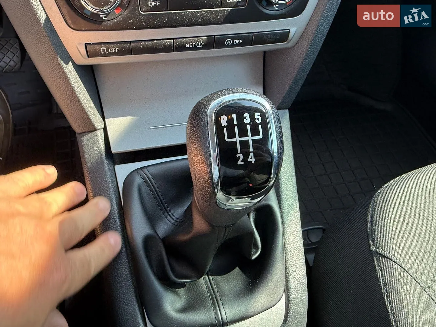 2012 Skoda Octavia - мініатюра 20