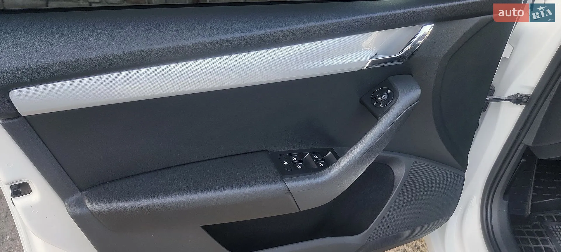 2015 Skoda Octavia - мініатюра 16
