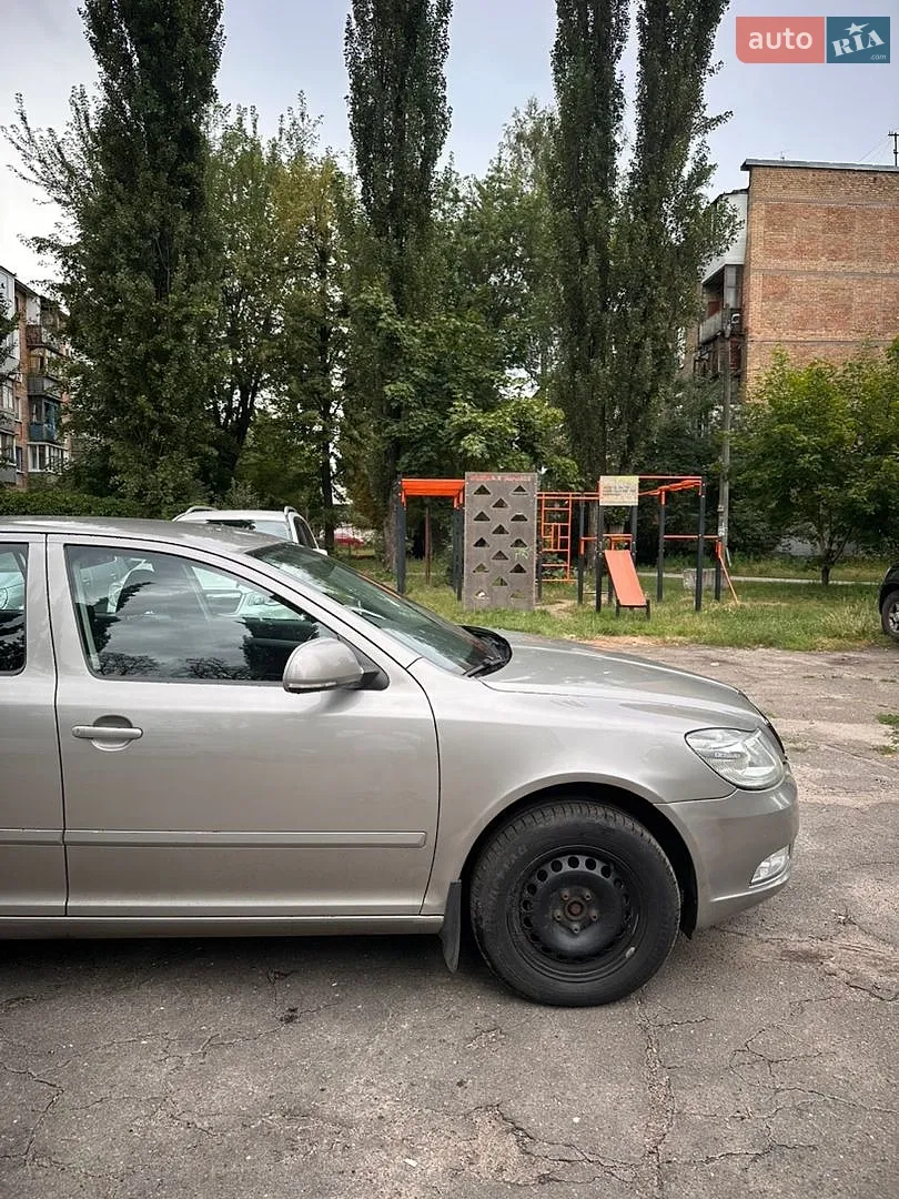 2011 Skoda Octavia - мініатюра 10