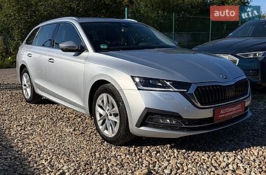 Универсал Skoda Octavia 2022 в Львове