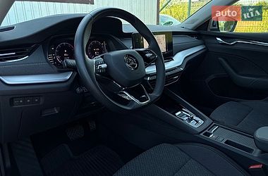 Универсал Skoda Octavia 2022 в Львове