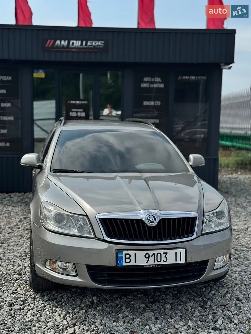 2011 Skoda Octavia - мініатюра 2
