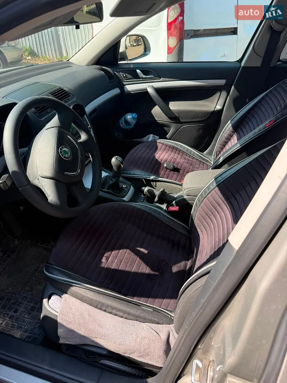 2011 Skoda Octavia - мініатюра 9