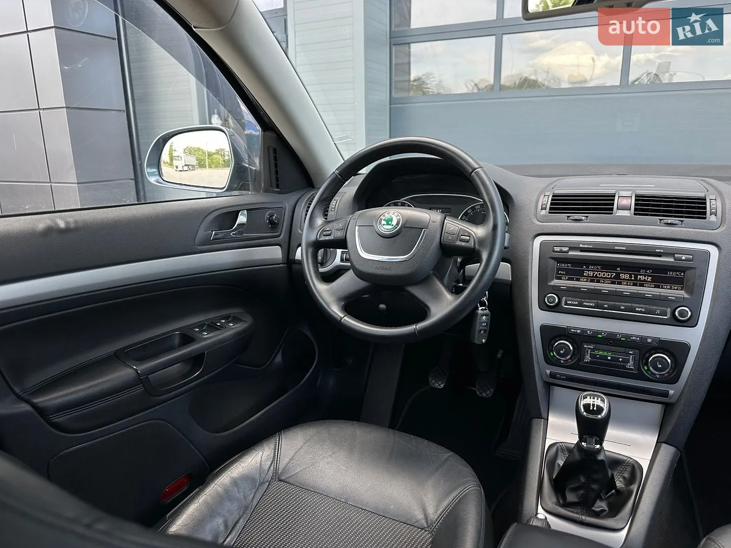 2011 Skoda Octavia - мініатюра 36