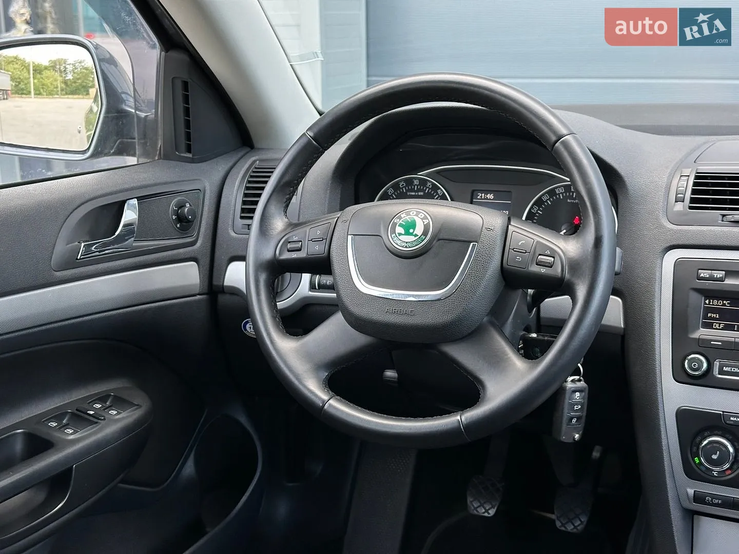 2011 Skoda Octavia - мініатюра 37