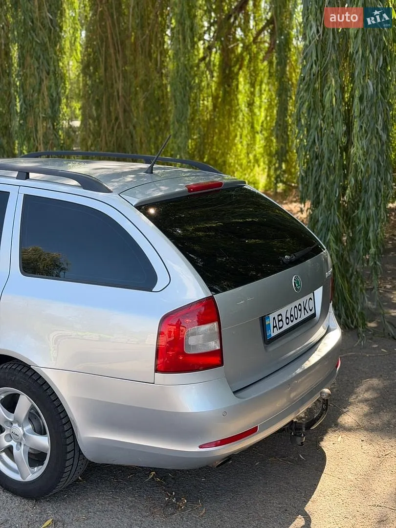 2010 Skoda Octavia - мініатюра 6