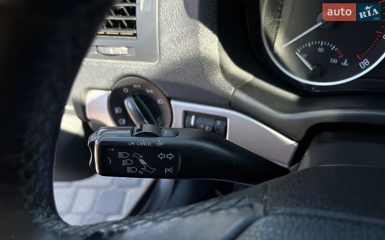 2016 Skoda Octavia - мініатюра 14