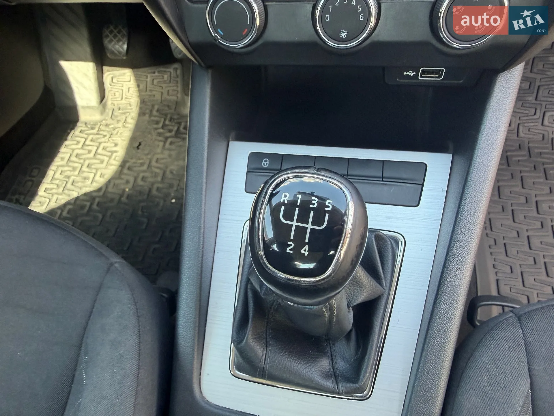 2019 Skoda Octavia - мініатюра 25