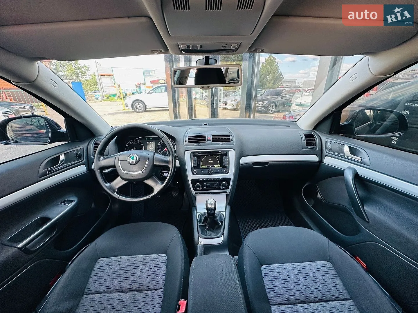 2010 Skoda Octavia - мініатюра 21