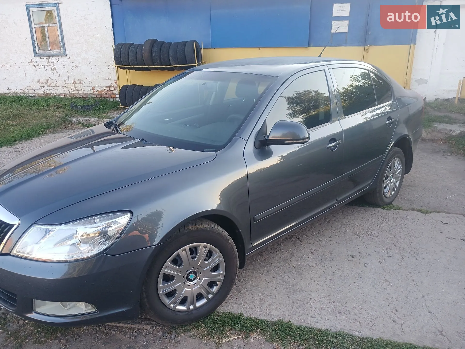 2010 Skoda Octavia - мініатюра 12