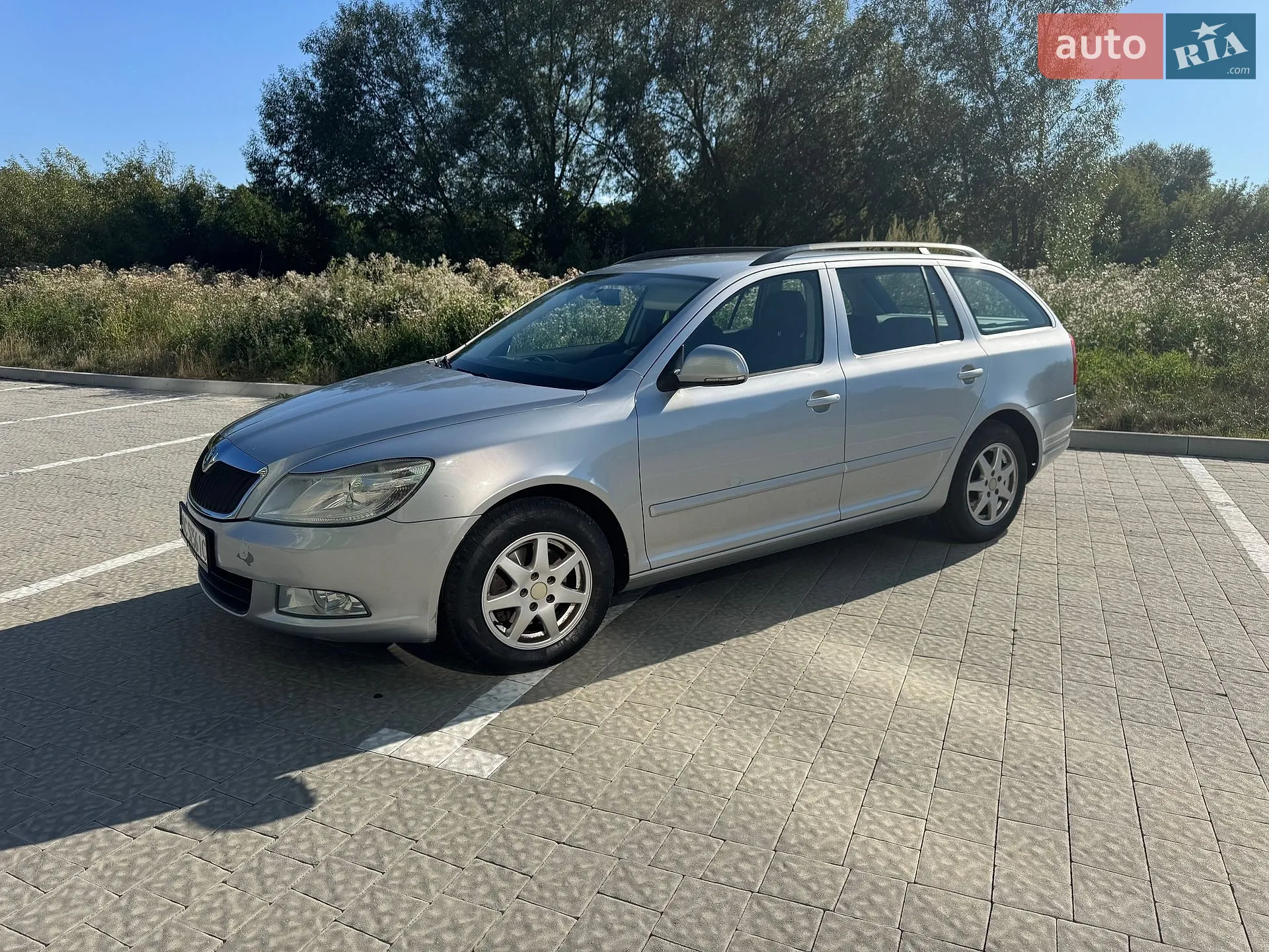 2011 Skoda Octavia - мініатюра 2