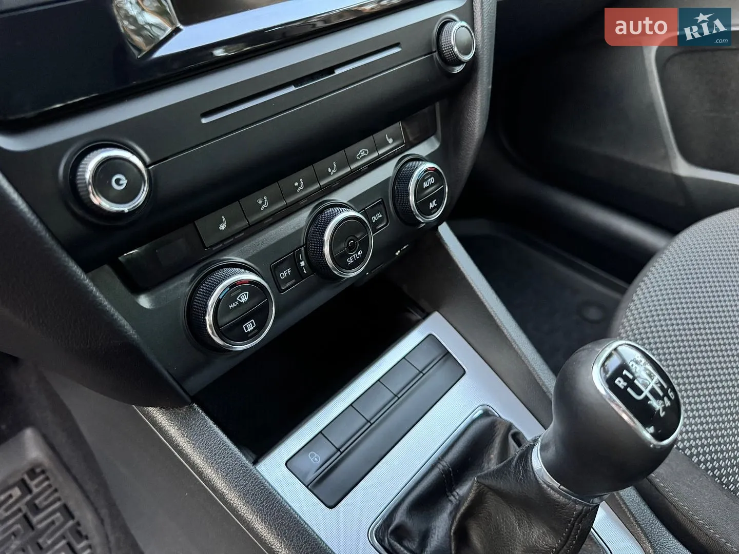 2014 Skoda Octavia - мініатюра 36