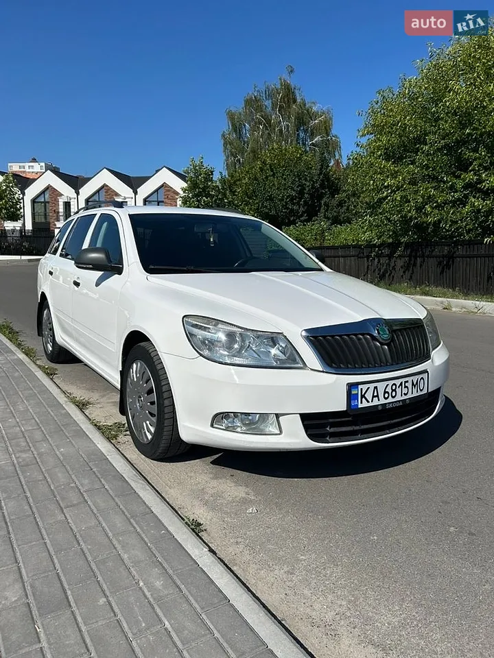 2010 Skoda Octavia - мініатюра 30