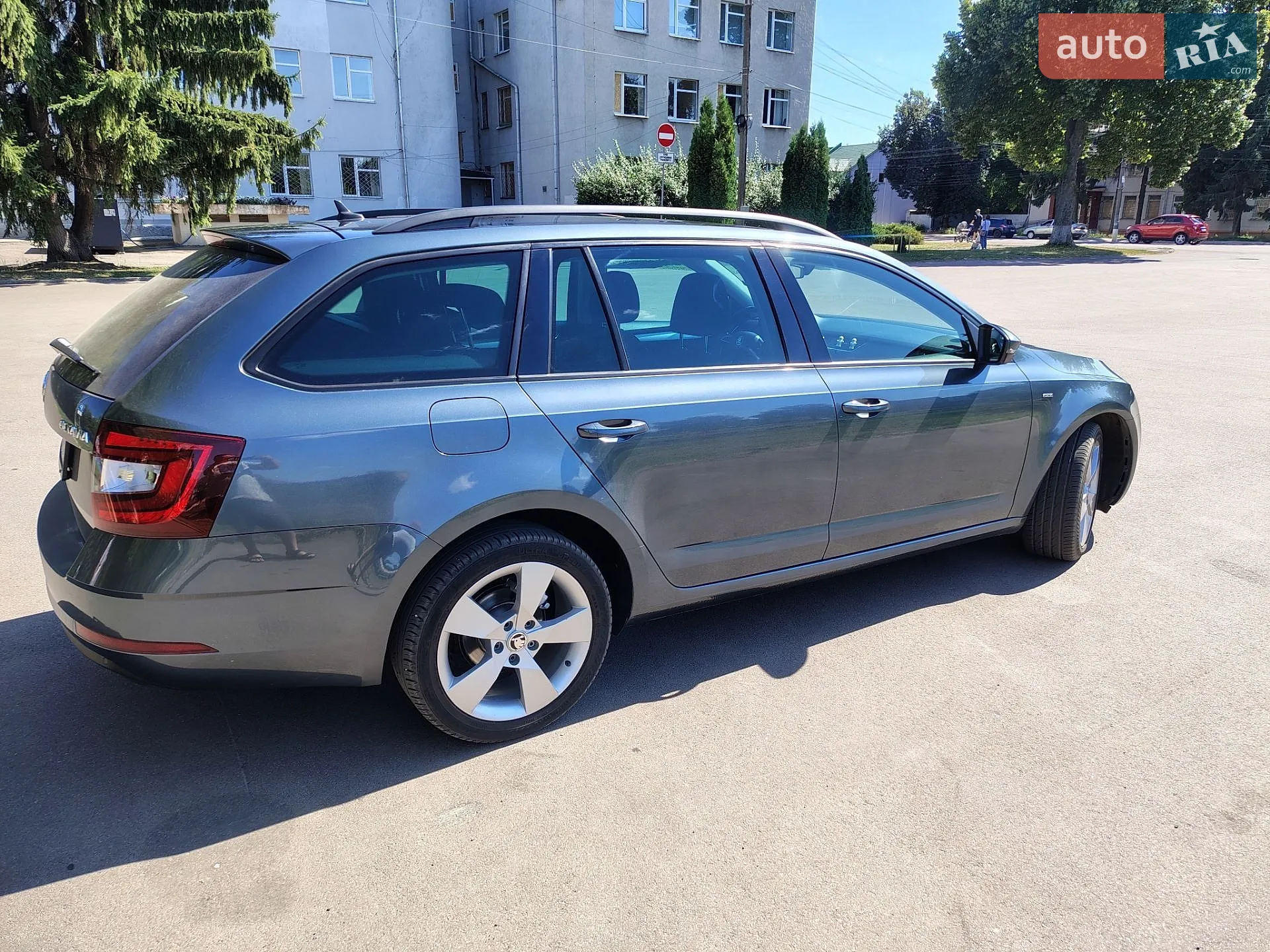 2017 Skoda Octavia - мініатюра 8