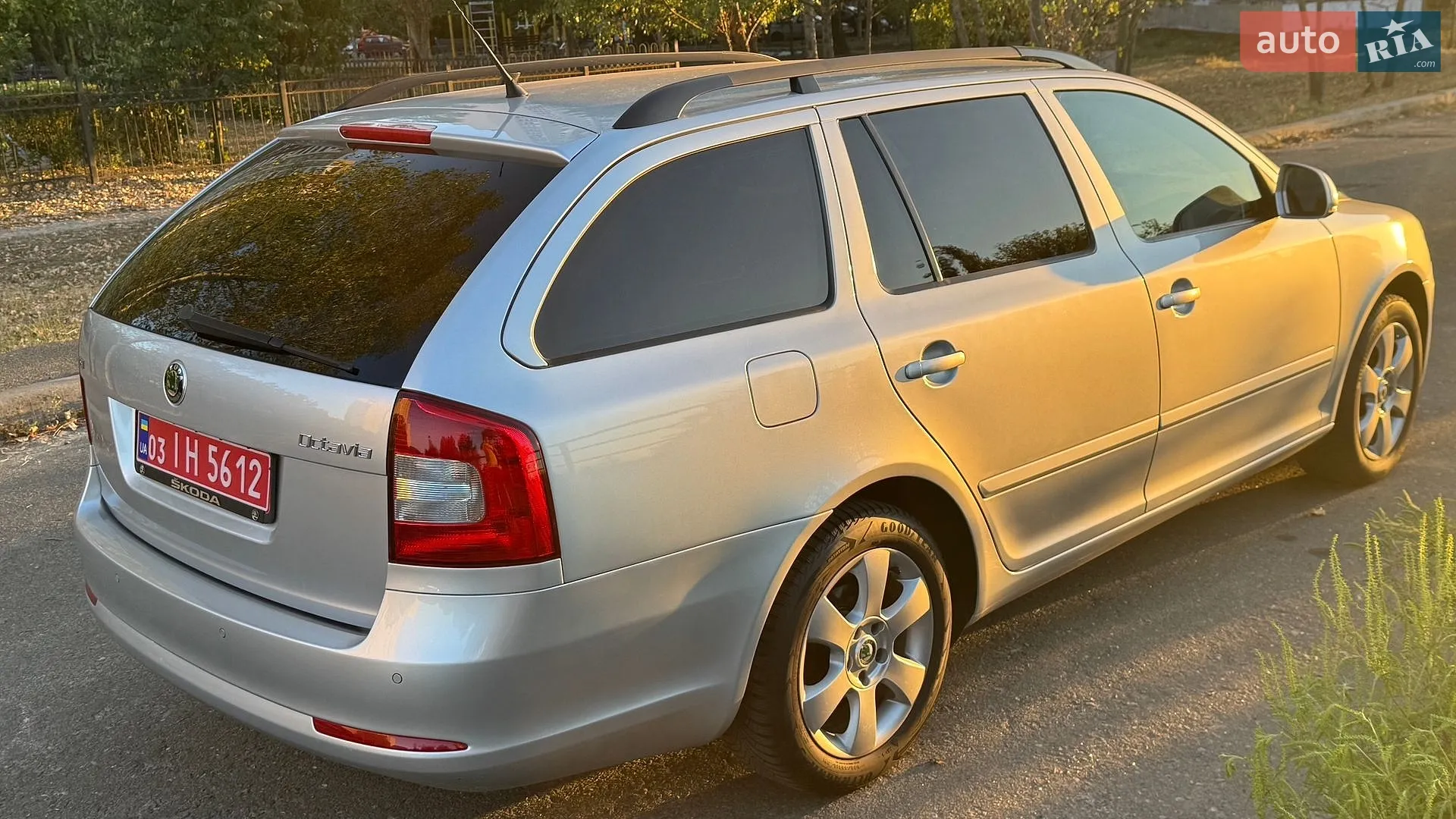 2010 Skoda Octavia - мініатюра 12