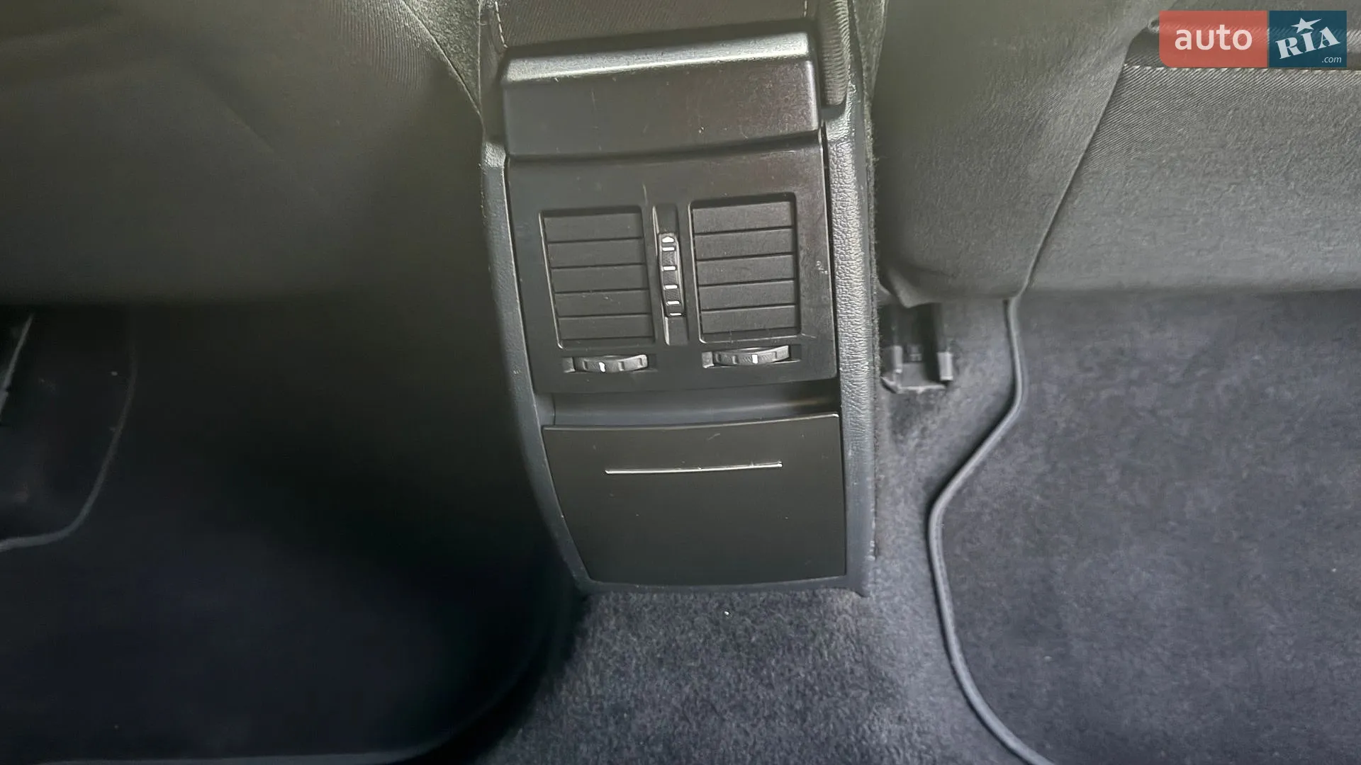 2010 Skoda Octavia - мініатюра 41