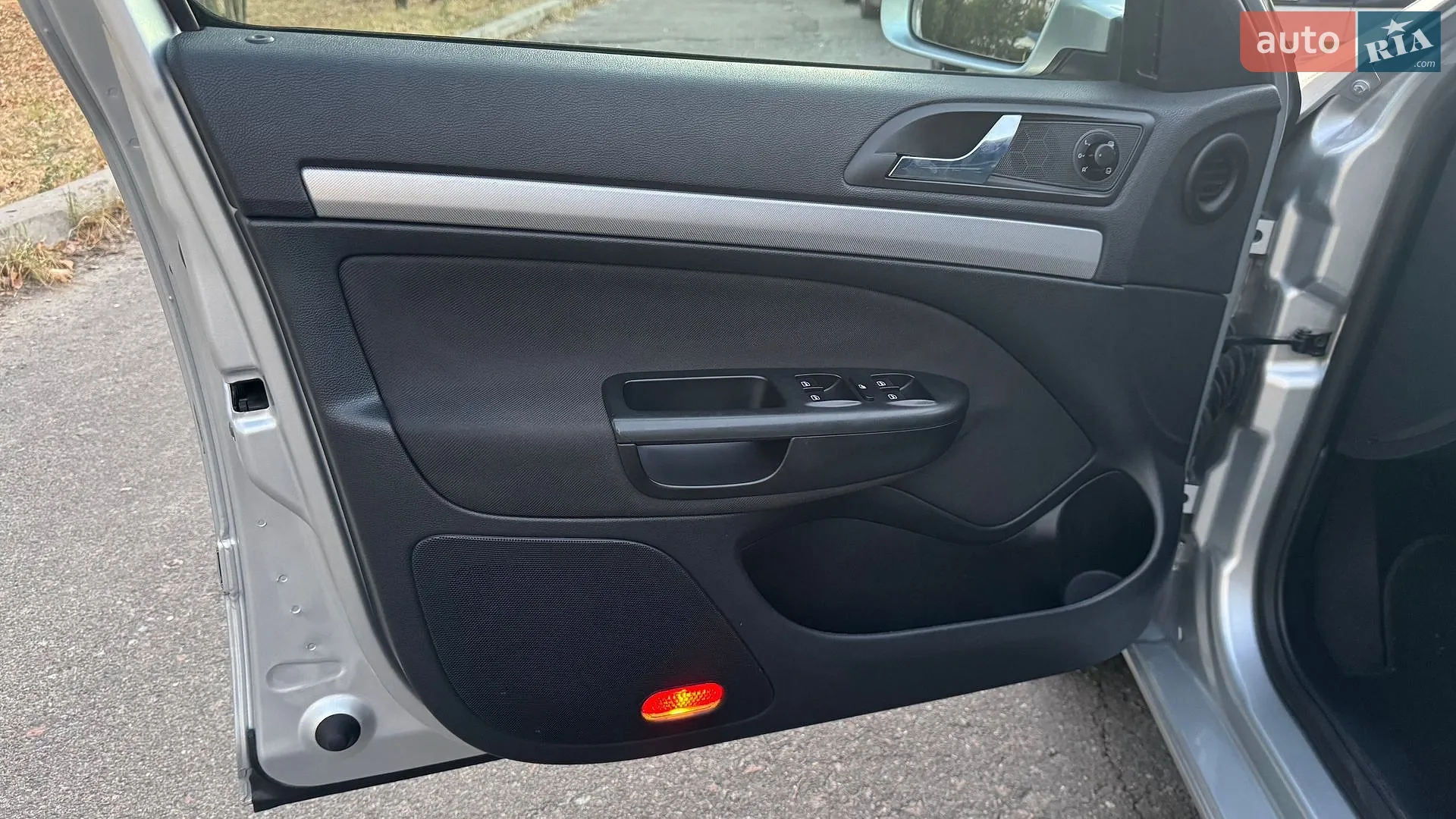 2010 Skoda Octavia - мініатюра 60