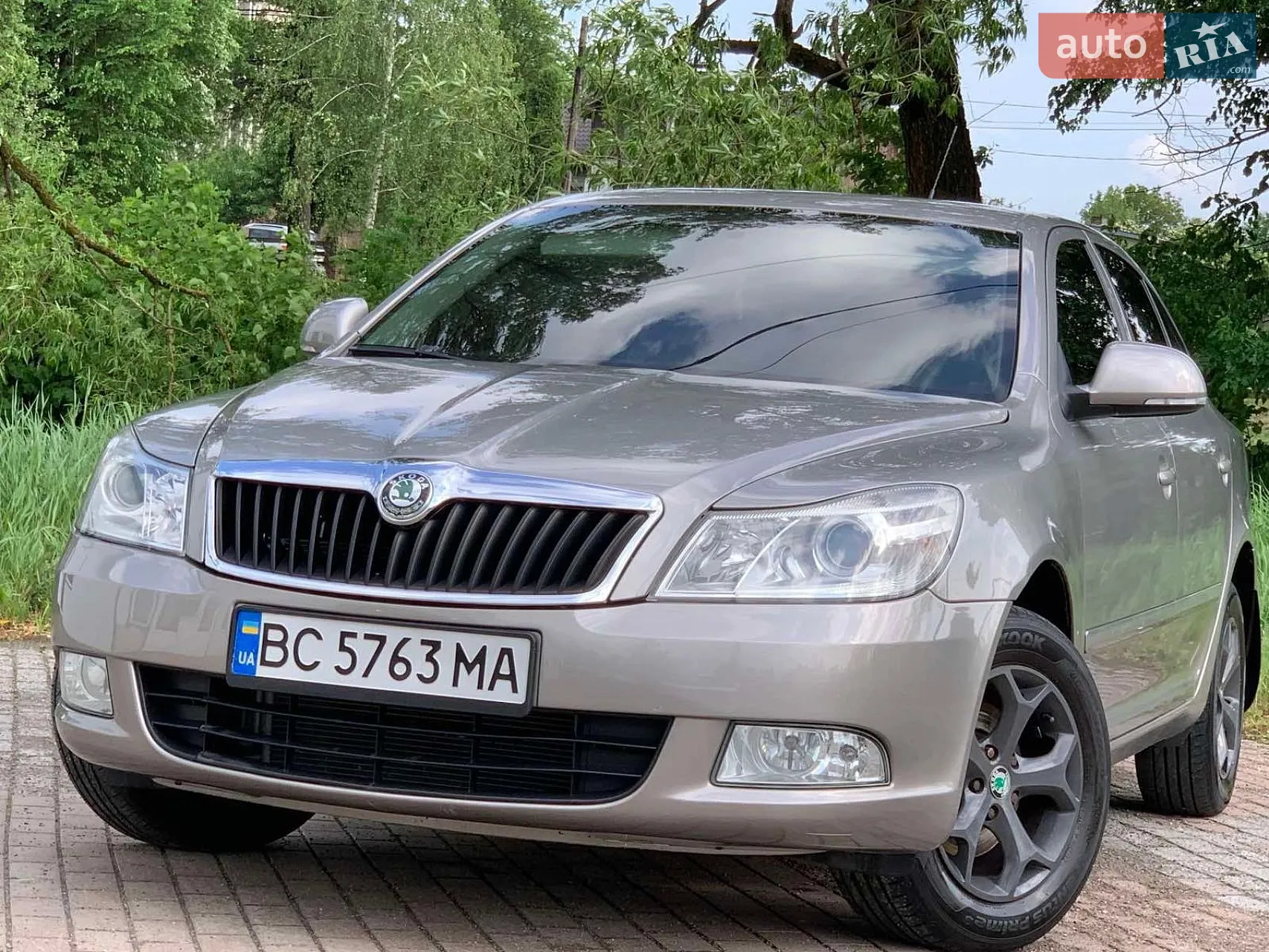 2010 Skoda Octavia - мініатюра 3