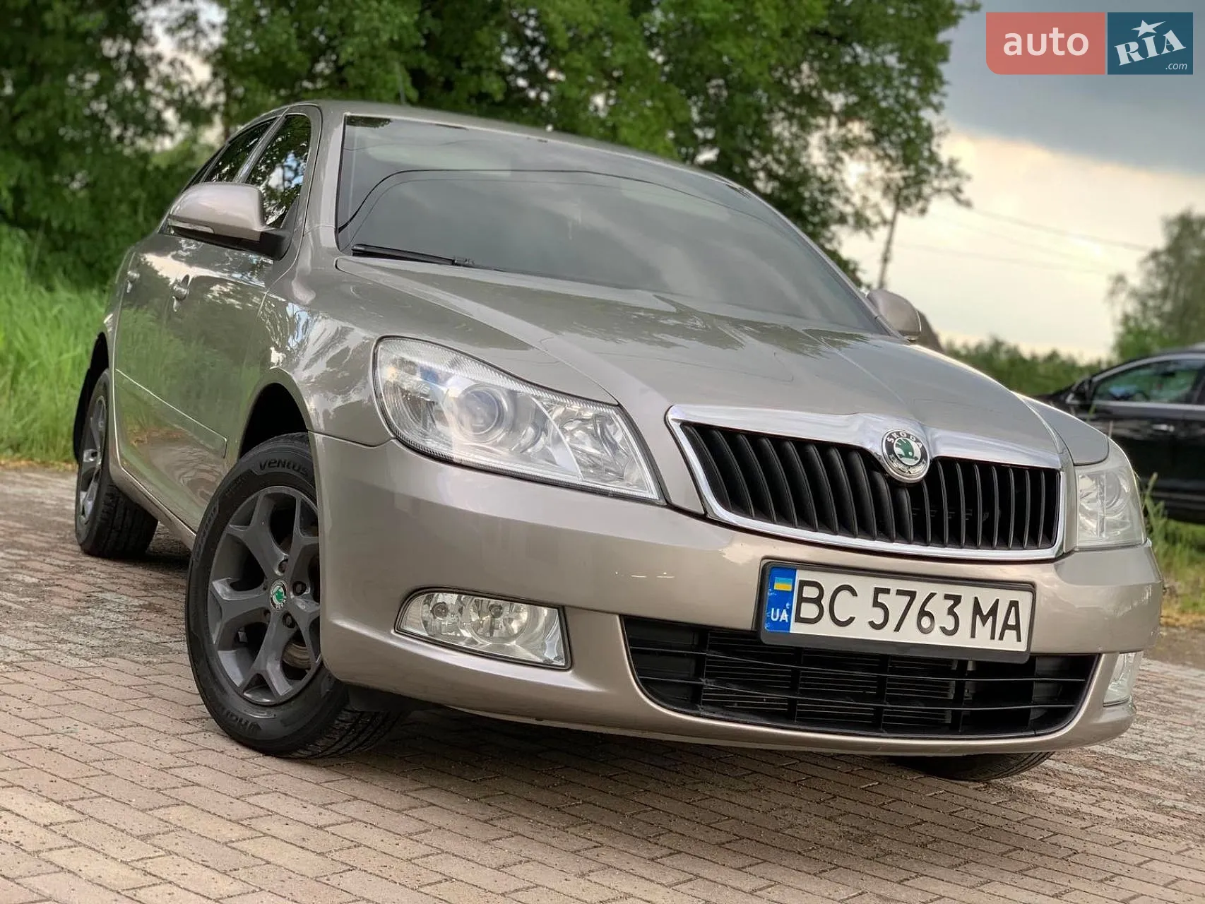 2010 Skoda Octavia - мініатюра 16