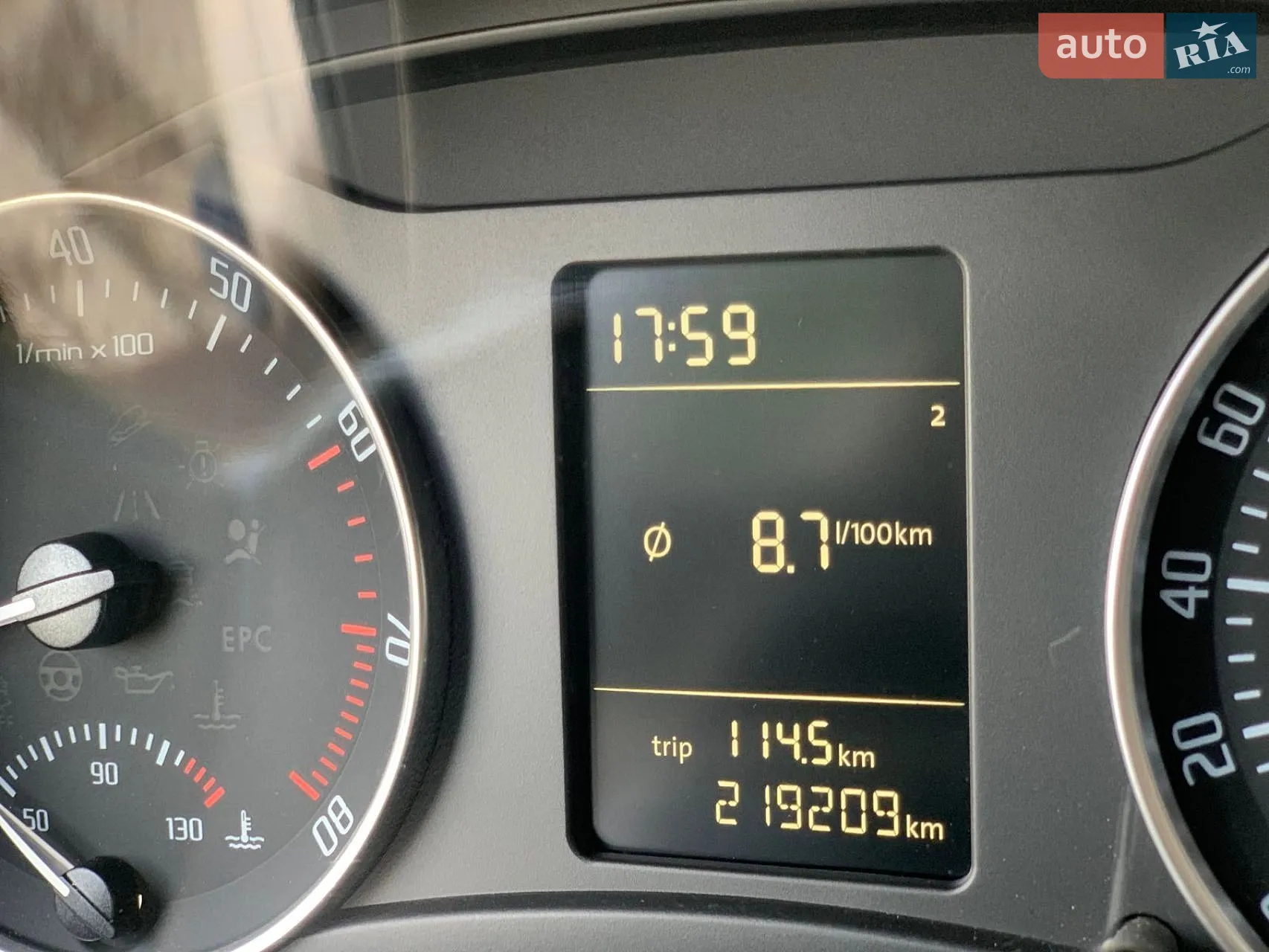 2010 Skoda Octavia - мініатюра 75