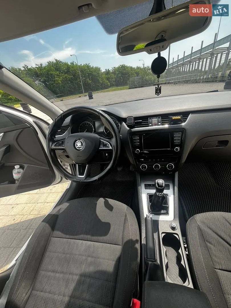 2016 Skoda Octavia - мініатюра 6