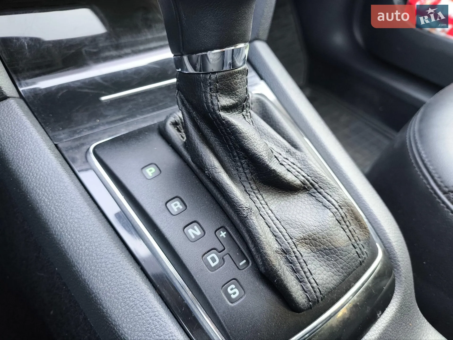 2010 Skoda Octavia - мініатюра 39