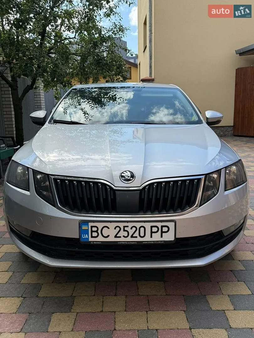 2017 Skoda Octavia - фото 1
