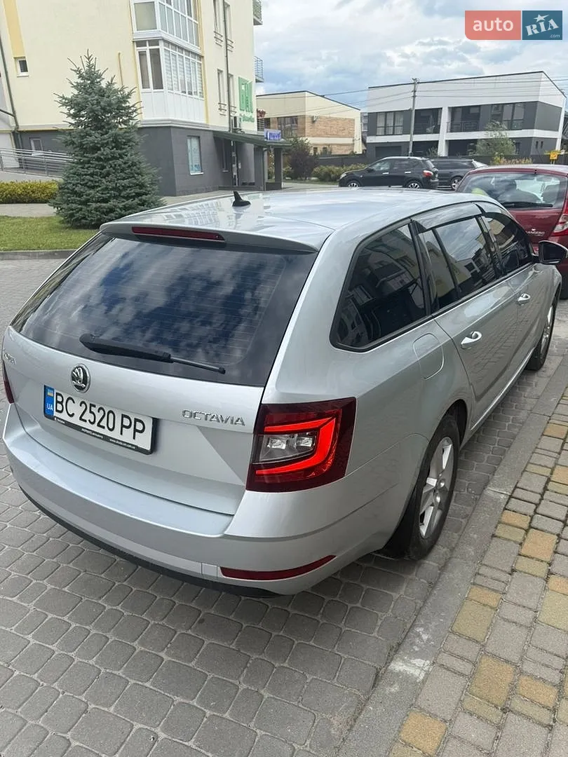 2017 Skoda Octavia - мініатюра 4