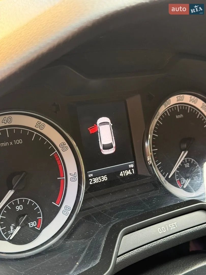 2017 Skoda Octavia - мініатюра 13