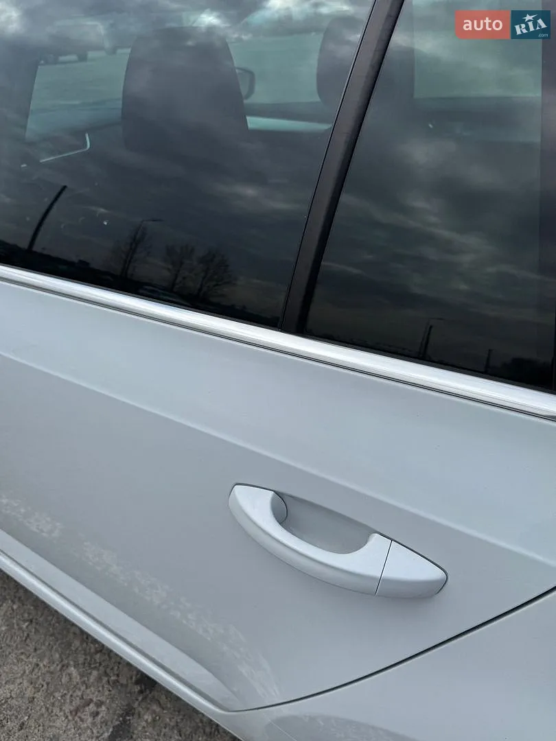 2015 Skoda Octavia - мініатюра 36