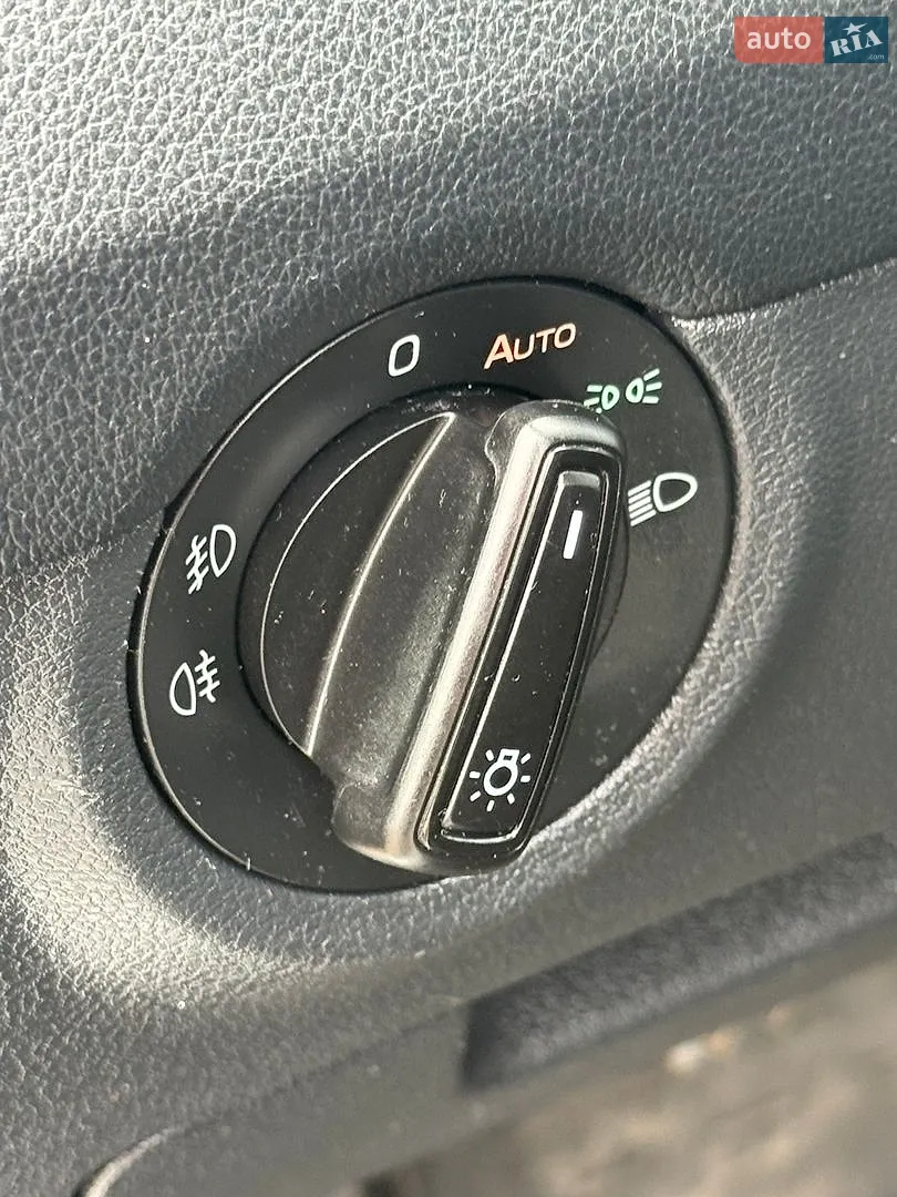 2015 Skoda Octavia - мініатюра 88